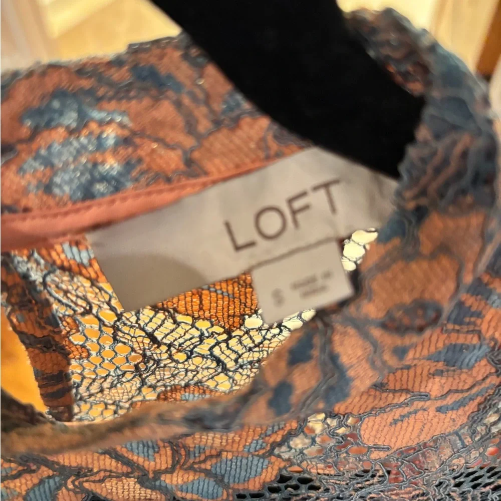 Elegant Lace Floral Top in Blue and Pink from LOFT - Picture 4 of 4